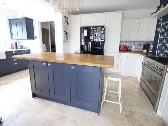 House for sale in Old Milton, Ashurst Bridge