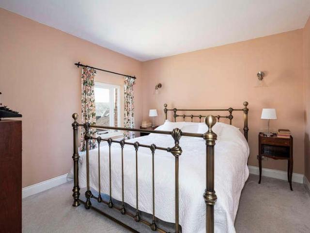 House for sale in Chelmondiston, Suffolk