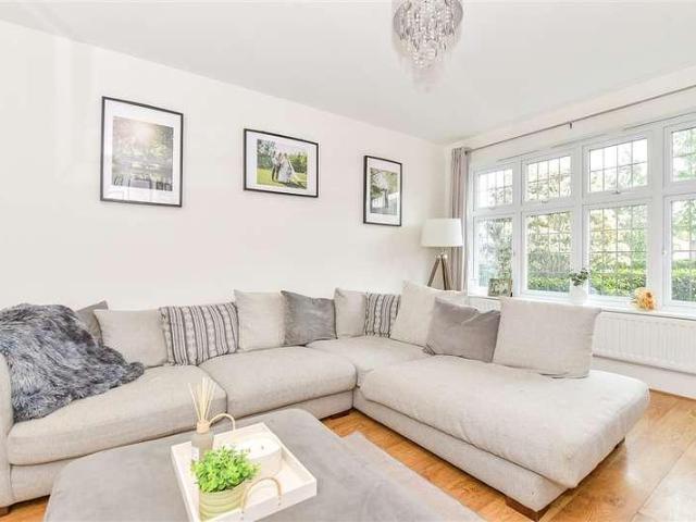 House for sale in Midway, Kent