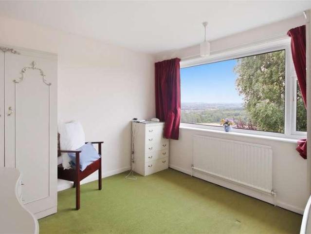 House for sale in Loundsley Green, East Midlands