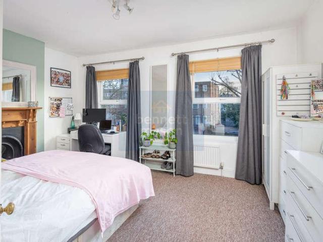 House for sale in Finsbury Park, Greater London