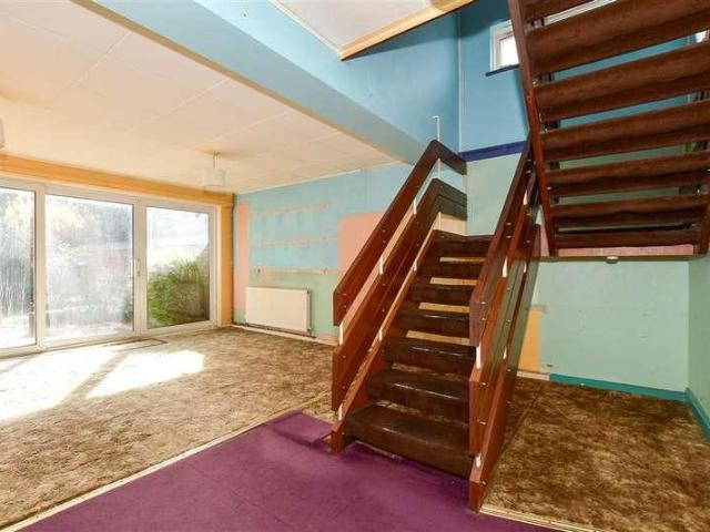 House for sale in Cranleigh, Waverley