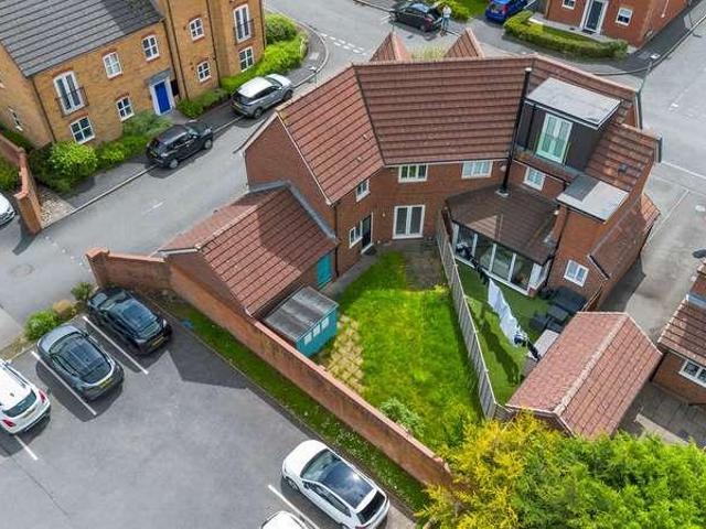 House for sale in Lingley Green, Warrington