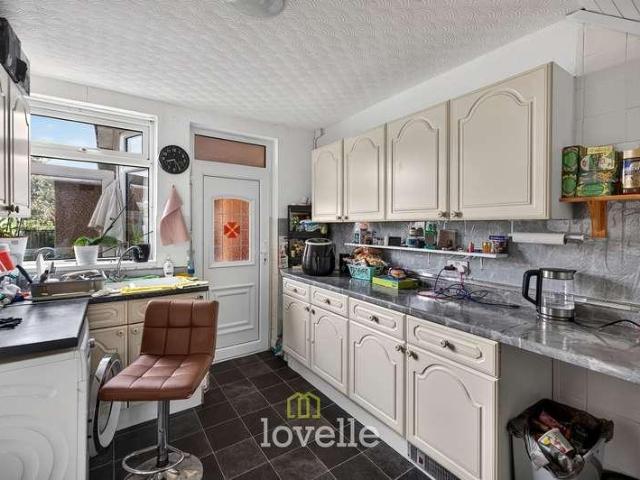 House for sale in Nunsthorpe, Bradley