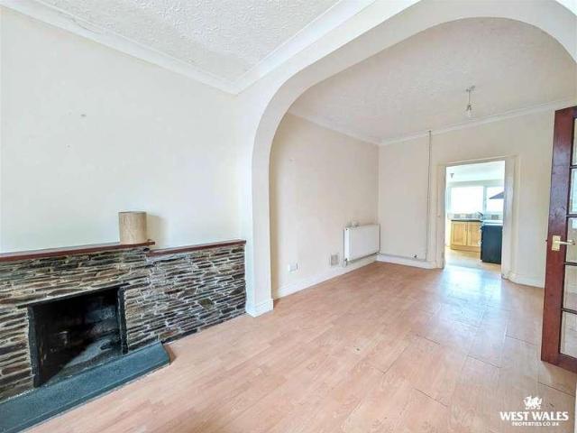 House for sale in Pembrey and Burry Port Town, Burry Port