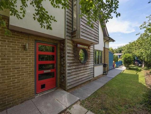 House for sale in The Bridge, Kent