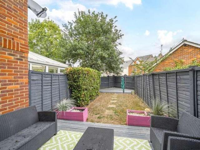 House for sale in Fole, Surrey