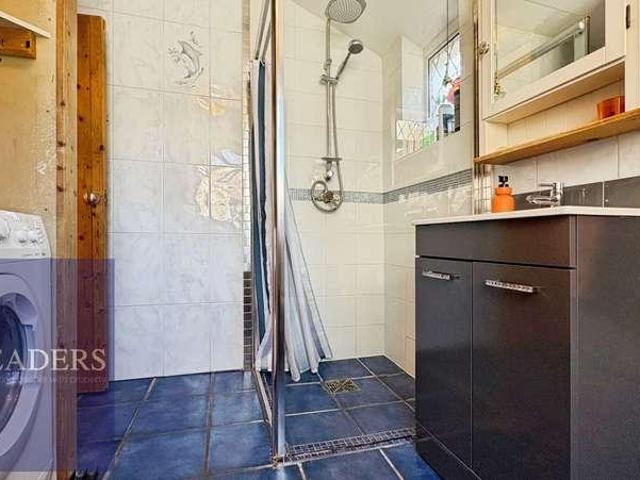 House for sale in Chipping Hill, Essex