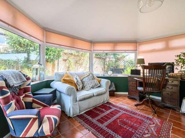 House for sale in Black Bourton, Oxfordshire