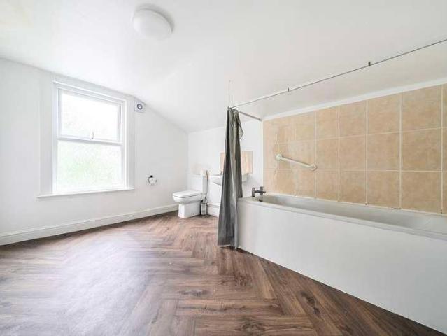 House for sale in London Borough of Lewisham, Greater London