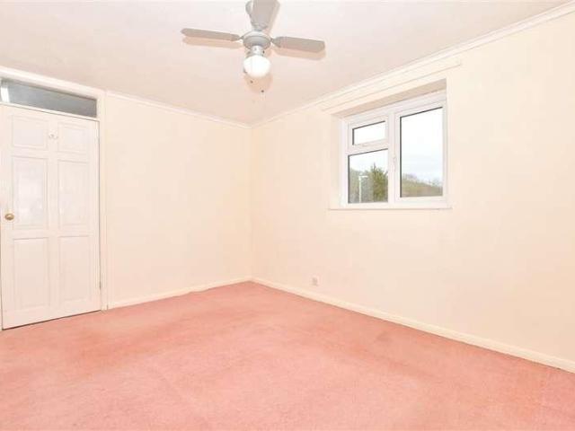 House for sale in Parsonage Place, Midway
