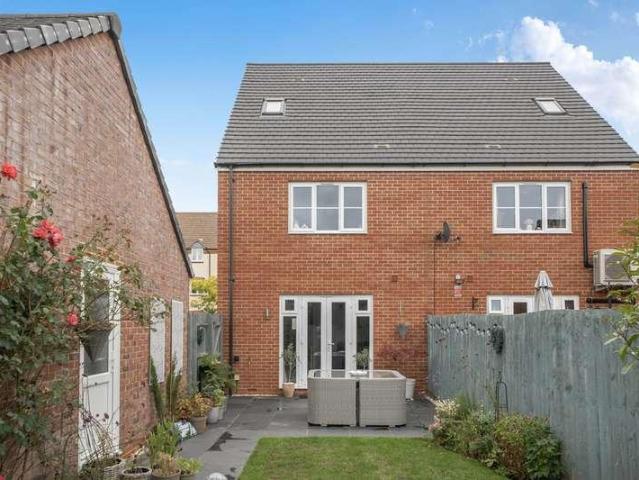 House for sale in Evershot, Oxfordshire