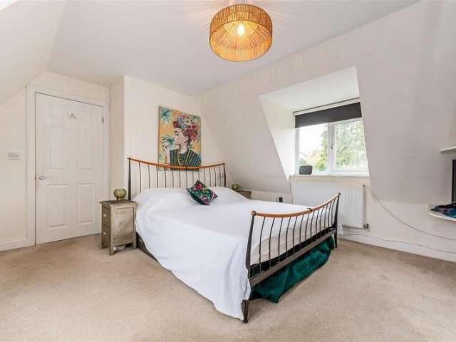 House for sale in Arundel, Clapham