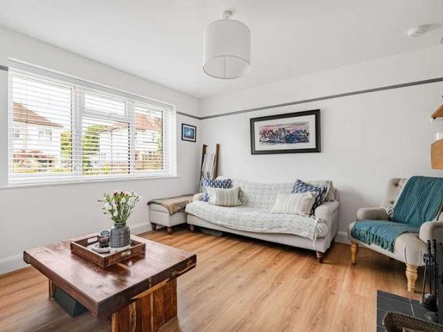House for sale in Fossebridge, Gloucestershire