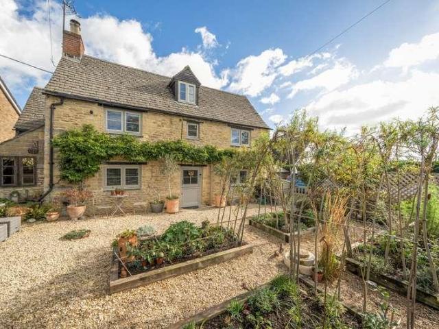 House for sale in Long Hanborough, West Oxfordshire