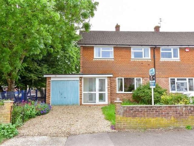 House for sale in Spring Vale, Hampshire