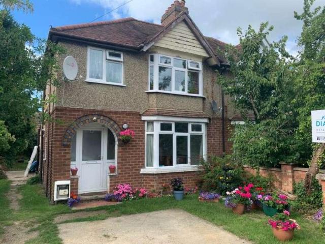 House for sale in The Slade, Oxfordshire