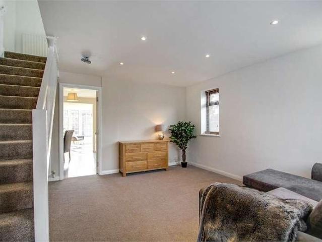 House for sale in Yiewsley, Greater London