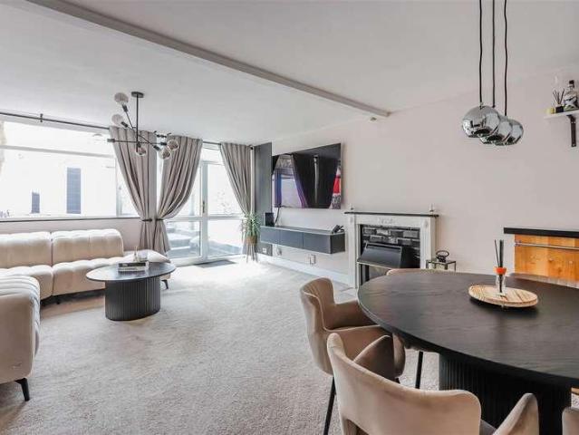 House for sale in Gibbonsdown, Barry