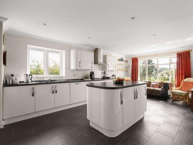 House for sale in Great Billing, Little Billing