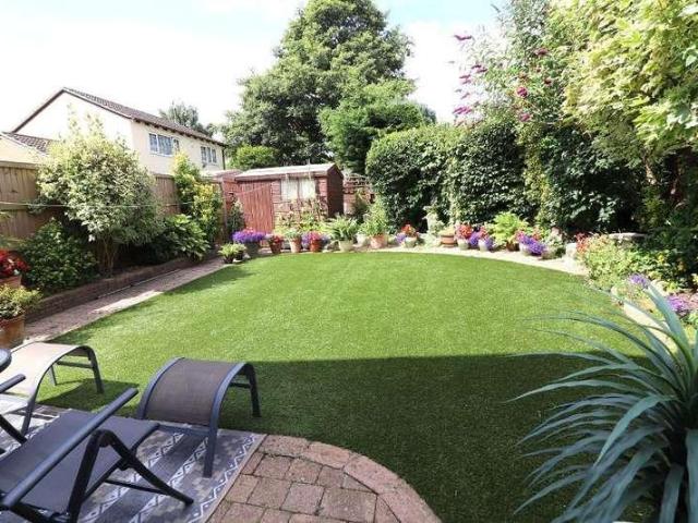 House for sale in Bramingham Park, Luton