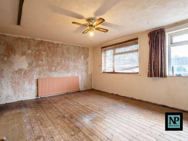 House for sale in Kettlebrook, Staffordshire