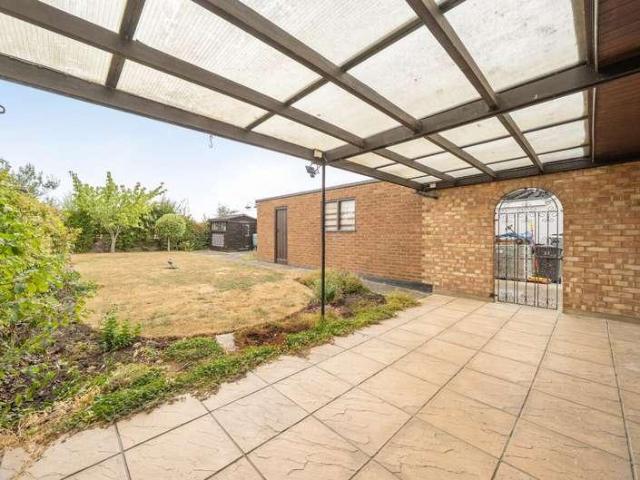 House for sale in Arbury, Cambridgeshire