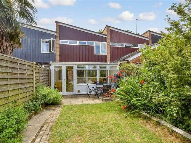 House for sale in Fole, Surrey