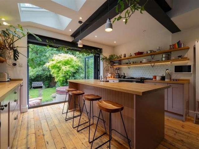 House for sale in Georgia, Greater Manchester