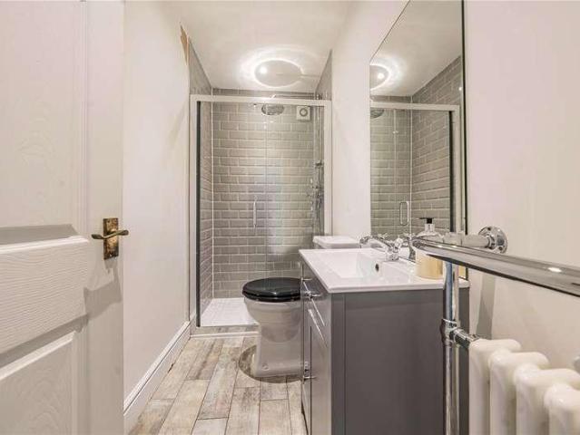 House for sale in Royal Borough of Kingston upon Thames, Greater London