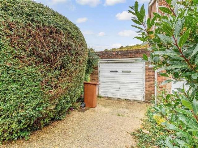 House for sale in Chatham