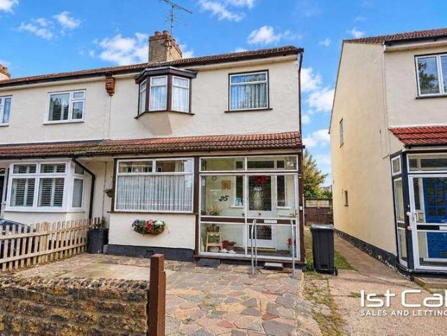 House for sale in Kursaal Estate, Southend-on-Sea