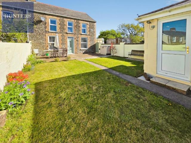House for sale in Coychurch Higher, Heol-y-cyw