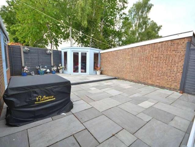 House for sale in Overslade, New Bilton