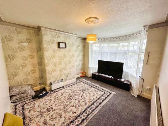 House for sale in Crumpsall, Manchester
