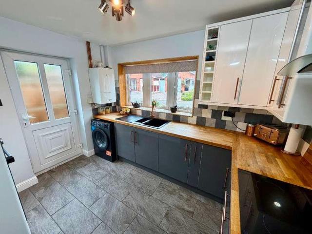 House for sale in Cinnamon Brow, Warrington