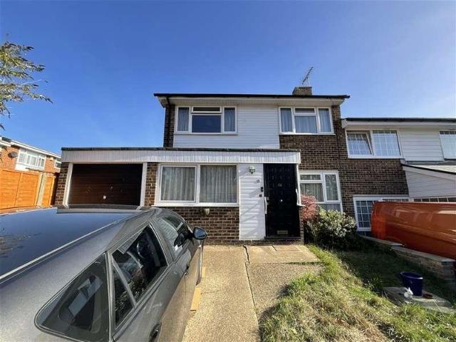 House for sale in Sunnymede, Basildon