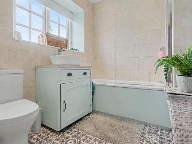 House for sale in Assarts Farm Estate, Attenborough