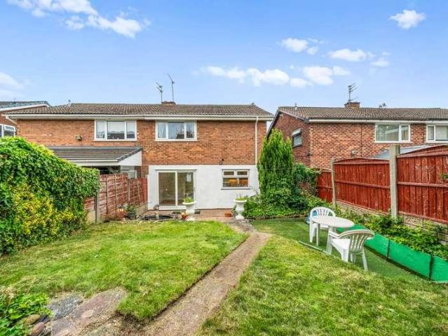 House for sale in St. Helens, Laffak