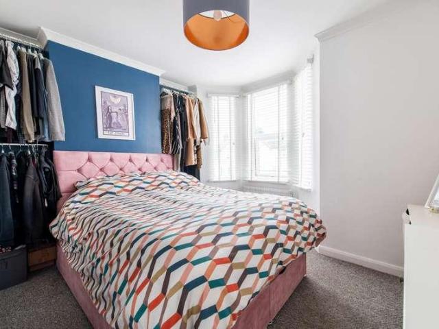 House for sale in Swanscombe and Greenhithe, Monks Orchard