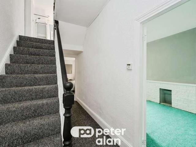 House for sale in Cimla, Neath