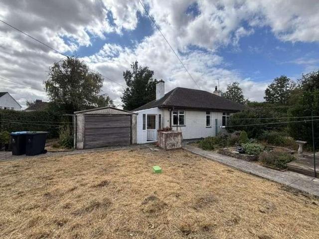 House for sale in Black Bourton, Oxfordshire