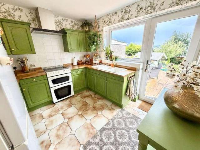 House for sale in Amblecote Bank, Brierley Hill