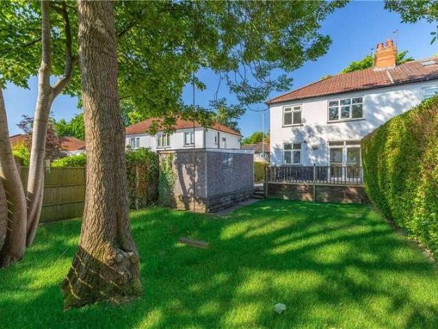 House for sale in Moor Allerton, West Yorkshire