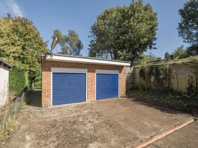 House for sale in Watford Rural, Batchworth
