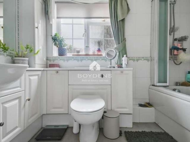 House for sale in Bocking, Chipping Hill