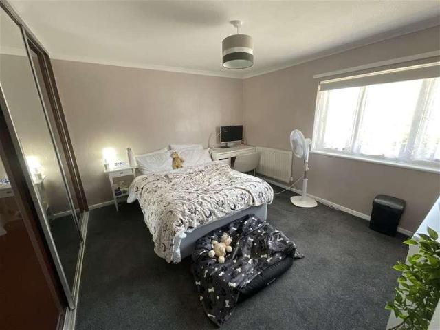House for sale in Vange, Essex