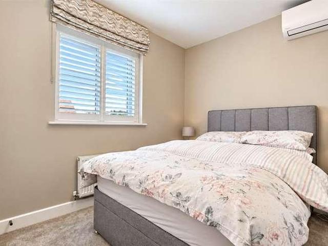 House for sale in Chipping Hill, Essex