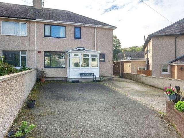 House for sale in Glanadda, Bangor