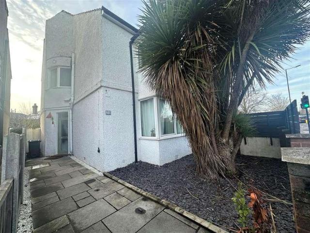 House for sale in London Borough of Hounslow, Feltham